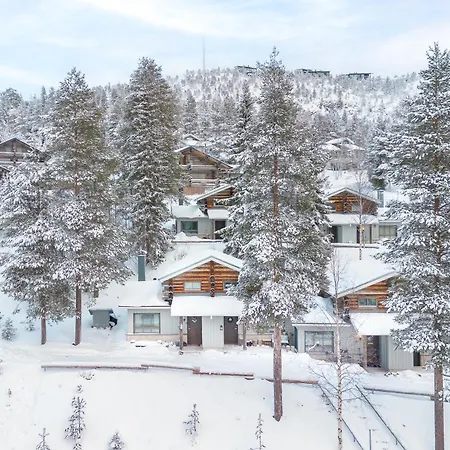 Lilla Koengaes, 2 Skipasses Ruka-pyhae Included, Skibus Doorstep *