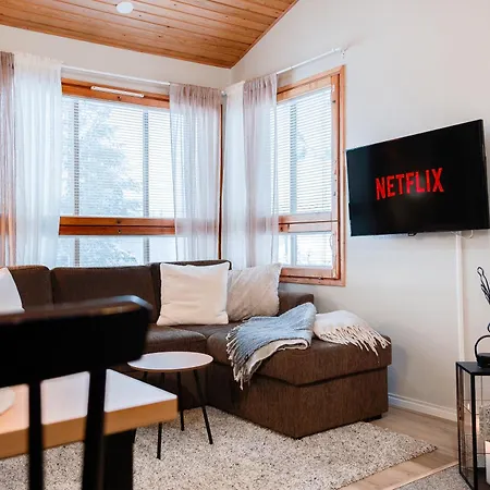 Lilla Koengaes, 2 Skipasses Ruka-pyhae Included, Skibus Doorstep Ruka